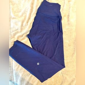 Lululemon size 8 high rise tight wunder train navy blue